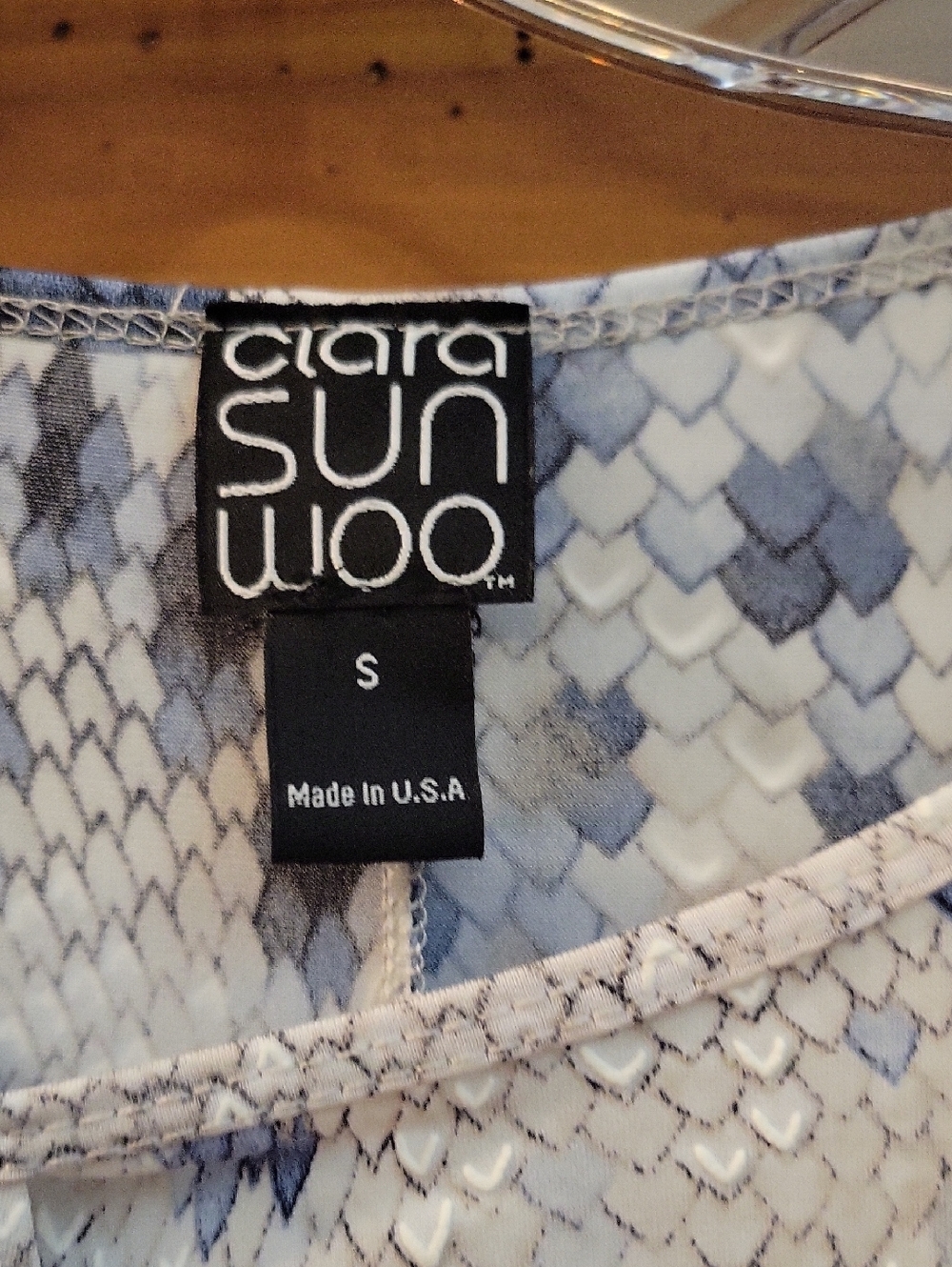 Clara Sun Woo | Textured Side Tie Wrap Top in Blue Python Print - Size S - Picture 5 of 11